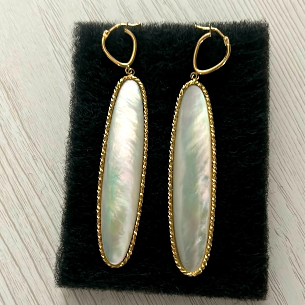 Brand new gold earrings. Mother of pearl!